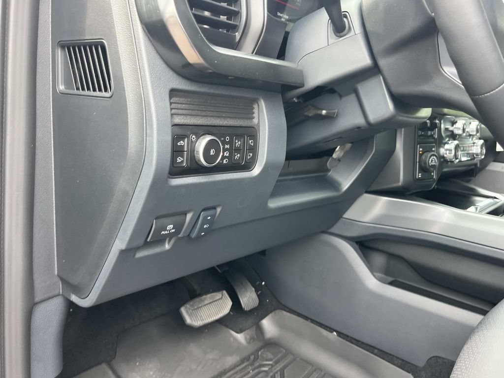 New 2026 Ford F250 Lariat w/ Tremor Off-Road Package AWD/4WD image 31