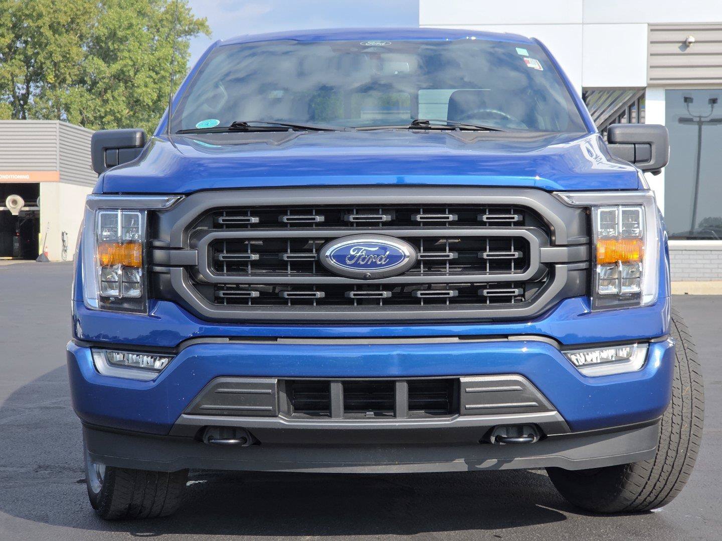 Used 2022 Ford F150 XLT w/ Equipment Group 302A High AWD/4WD image 12