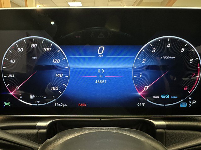 Used 2022 Mercedes-Benz S 500 4MATIC w/ AMG Line Package image 9