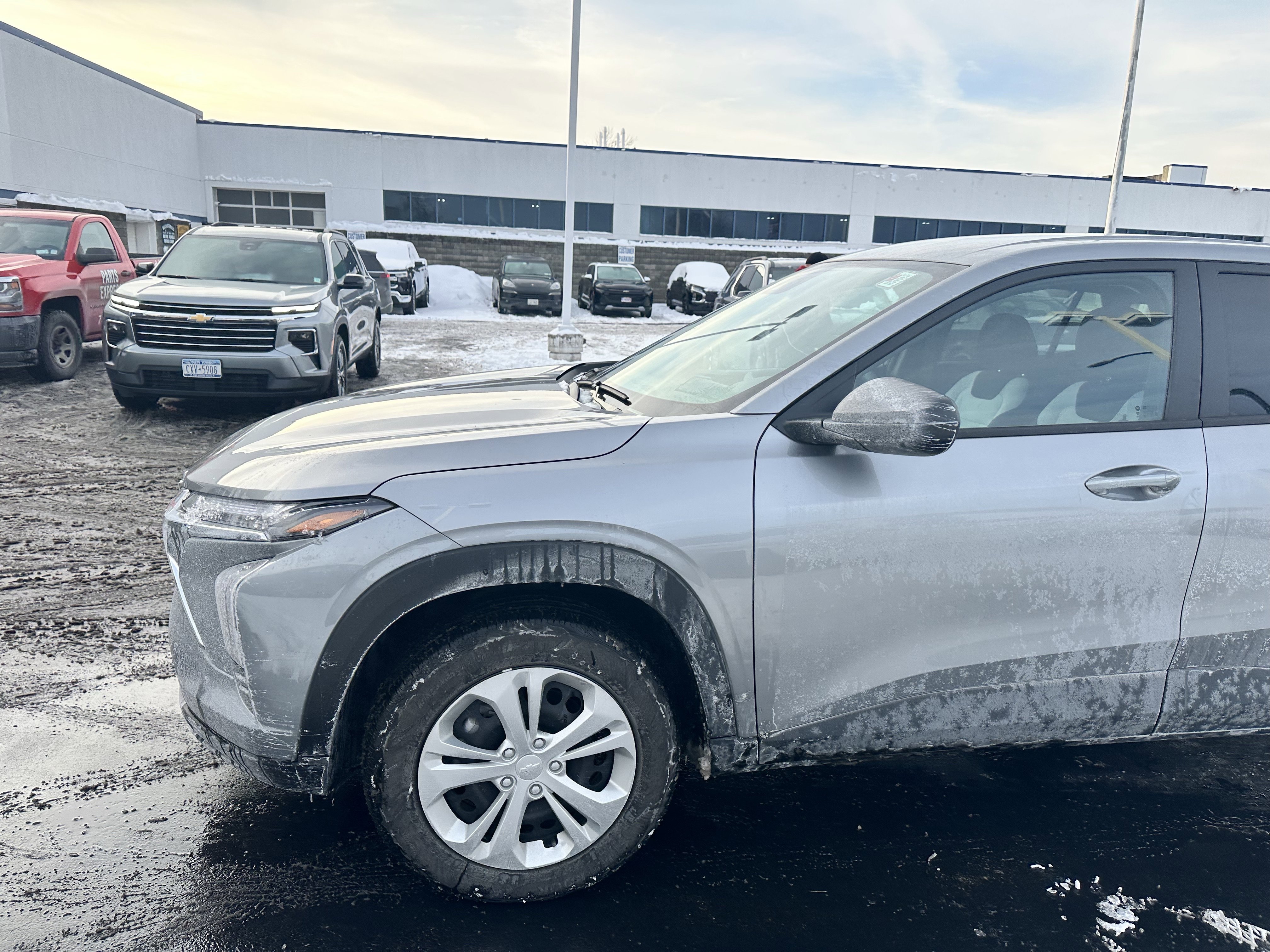 Used 2024 Chevrolet Trax LS image 4