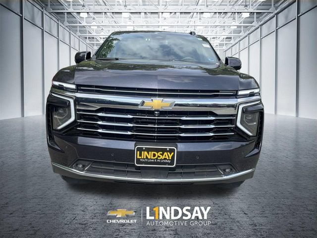 Certified 2026 Chevrolet Suburban LT w/ Comfort Package AWD/4WD image 3