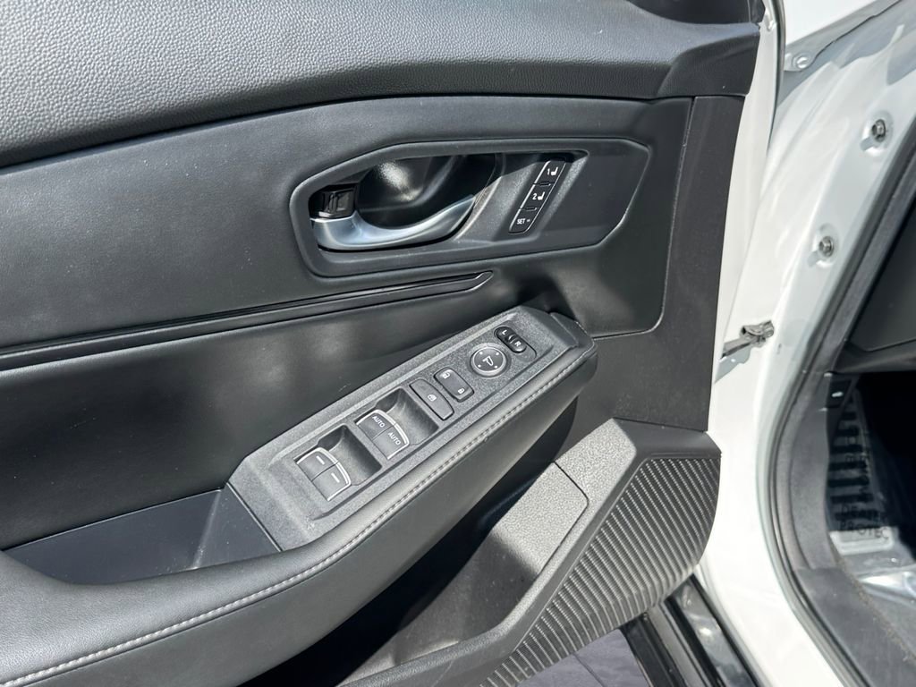 Used 2025 Honda Accord Sport image 17
