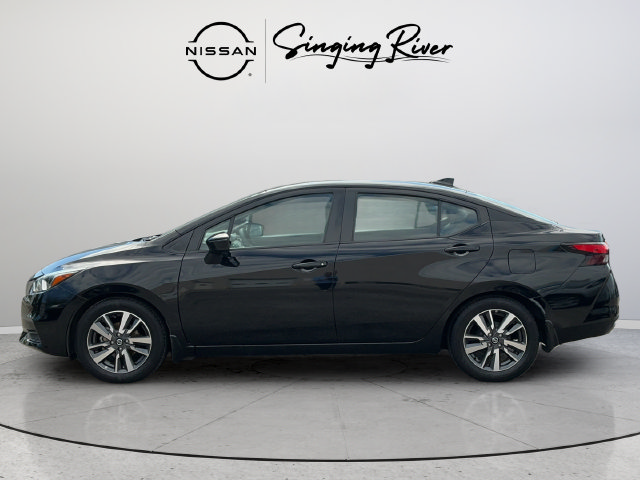 Used 2020 Nissan Versa SV FWD image 4