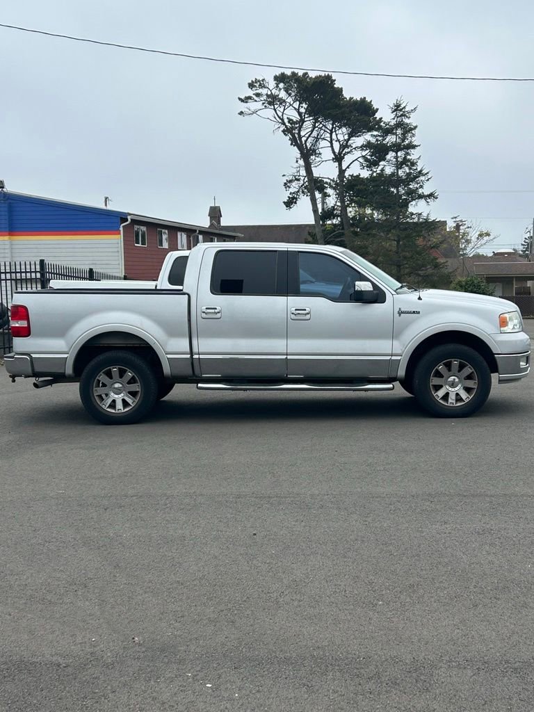 Used 2006 Lincoln Mark LT 4x4 image 5