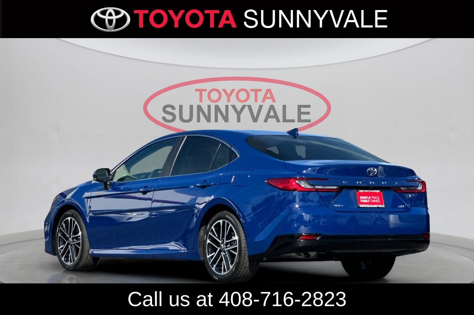 Used 2026 Toyota Camry XLE FWD image 7