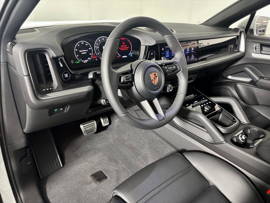 Certified 2026 Porsche Cayenne S AWD/4WD image 4