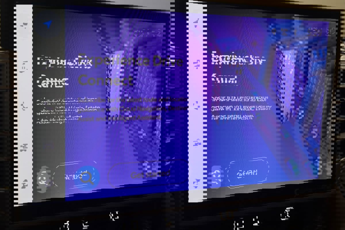 Used 2023 Toyota Tundra 1794 Edition image 9