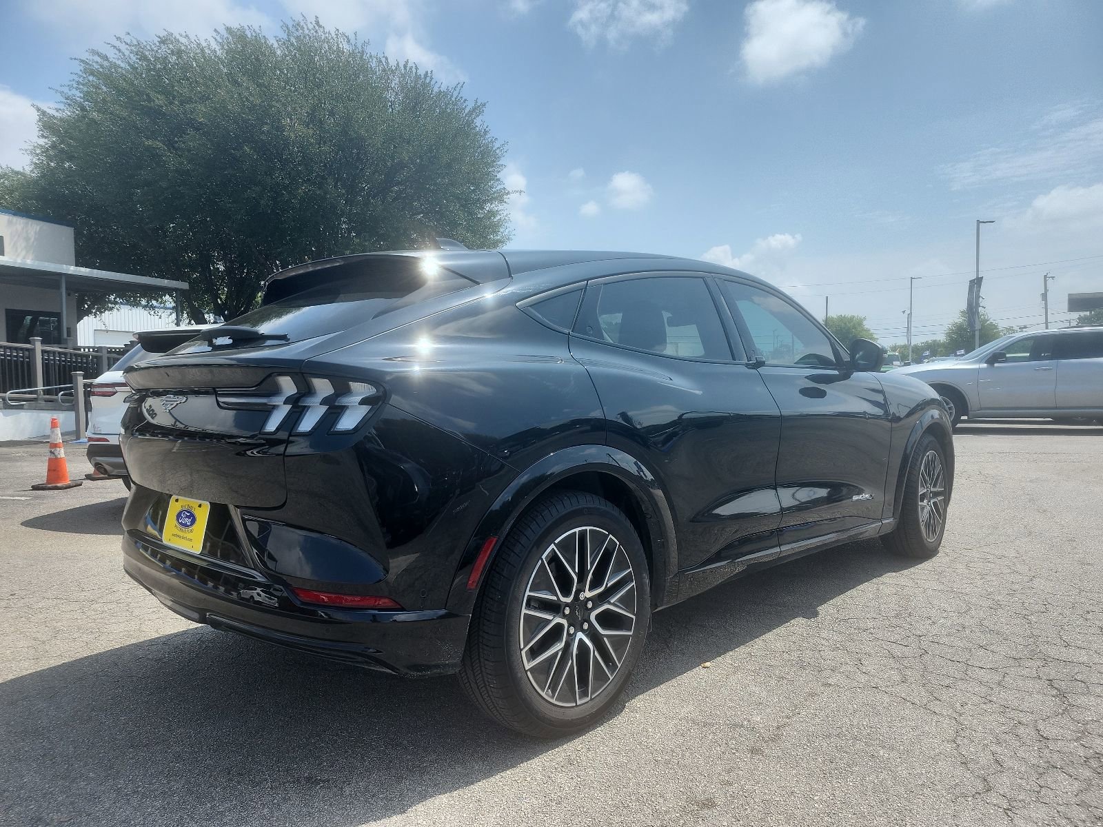 Used 2024 Ford Mustang Mach-E Premium RWD image 3