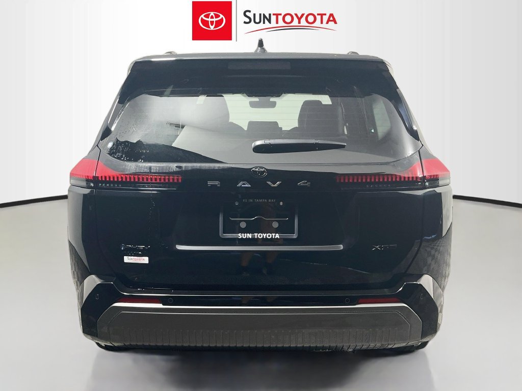 New 2026 Toyota RAV4 XSE w/ Weather Package AWD/4WD image 4