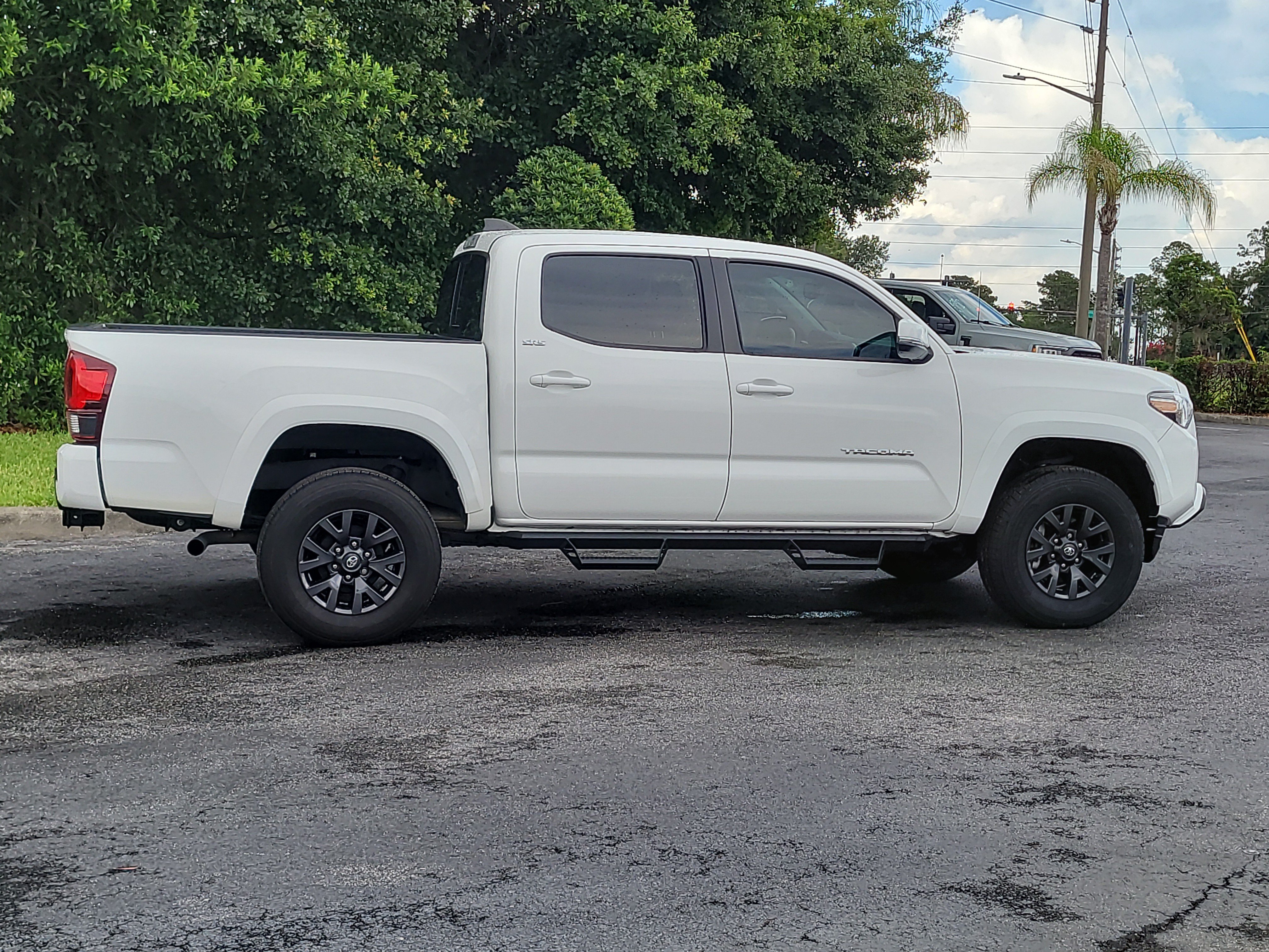 Certified 2023 Toyota Tacoma SR5 w/ Technology Package RWD image 8