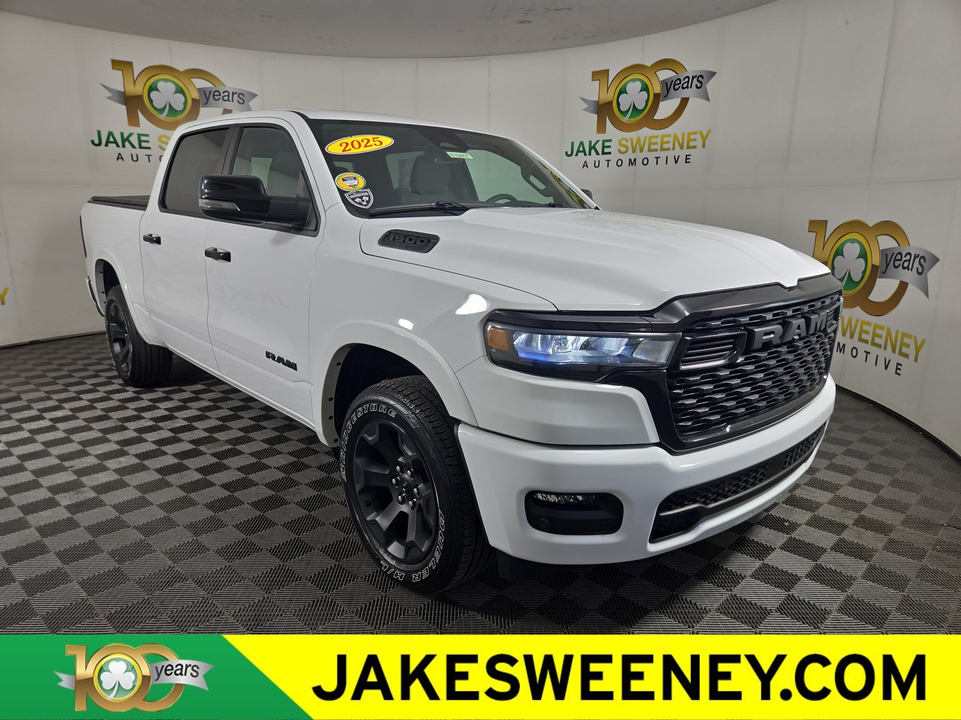 Certified 2025 RAM 1500 Big Horn AWD/4WD image 1