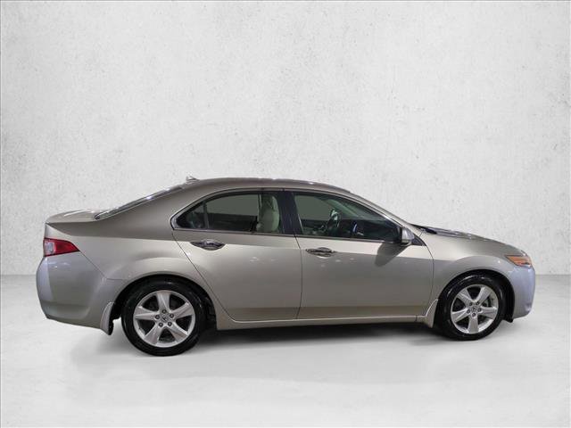 Used 2010 Acura TSX Sedan image 4