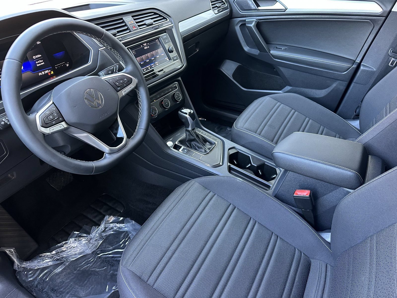 Used 2023 Volkswagen Tiguan S w/ Driver Assistance Package FWD image 9