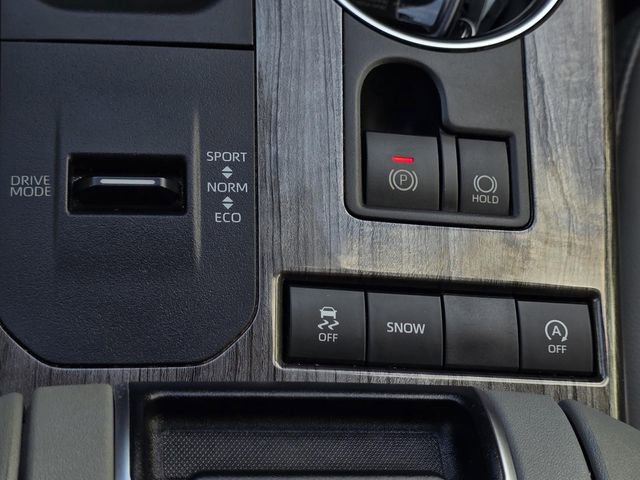 Used 2020 Toyota Highlander Limited image 18