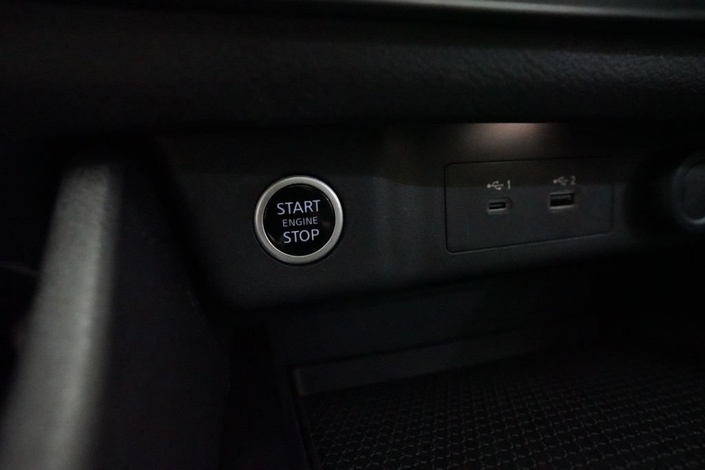 Used 2021 Nissan Rogue SV AWD/4WD image 30