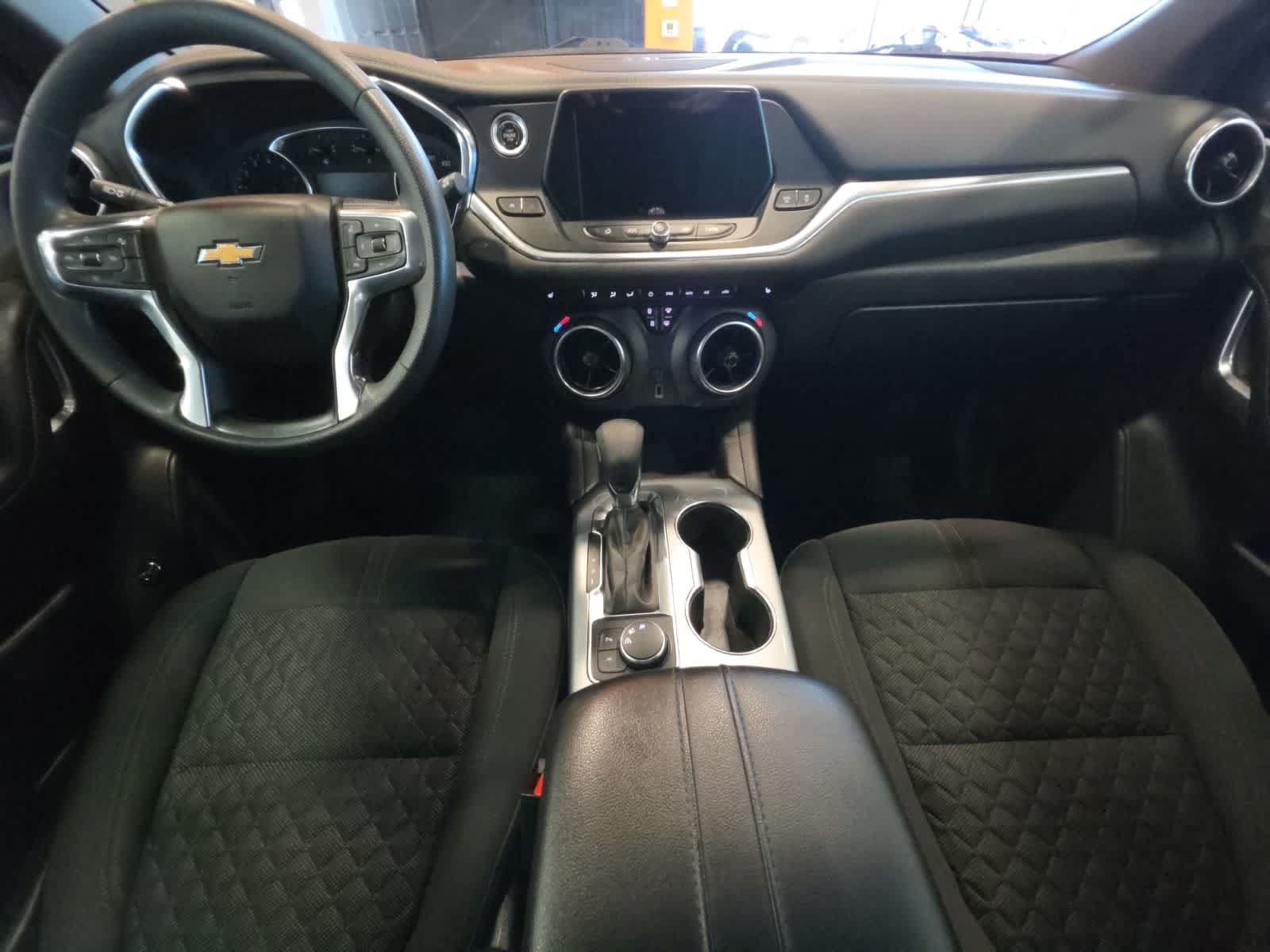 Used 2022 Chevrolet Blazer LT FWD image 28