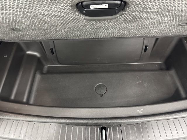 Used 2023 Jeep Grand Cherokee L Laredo image 11