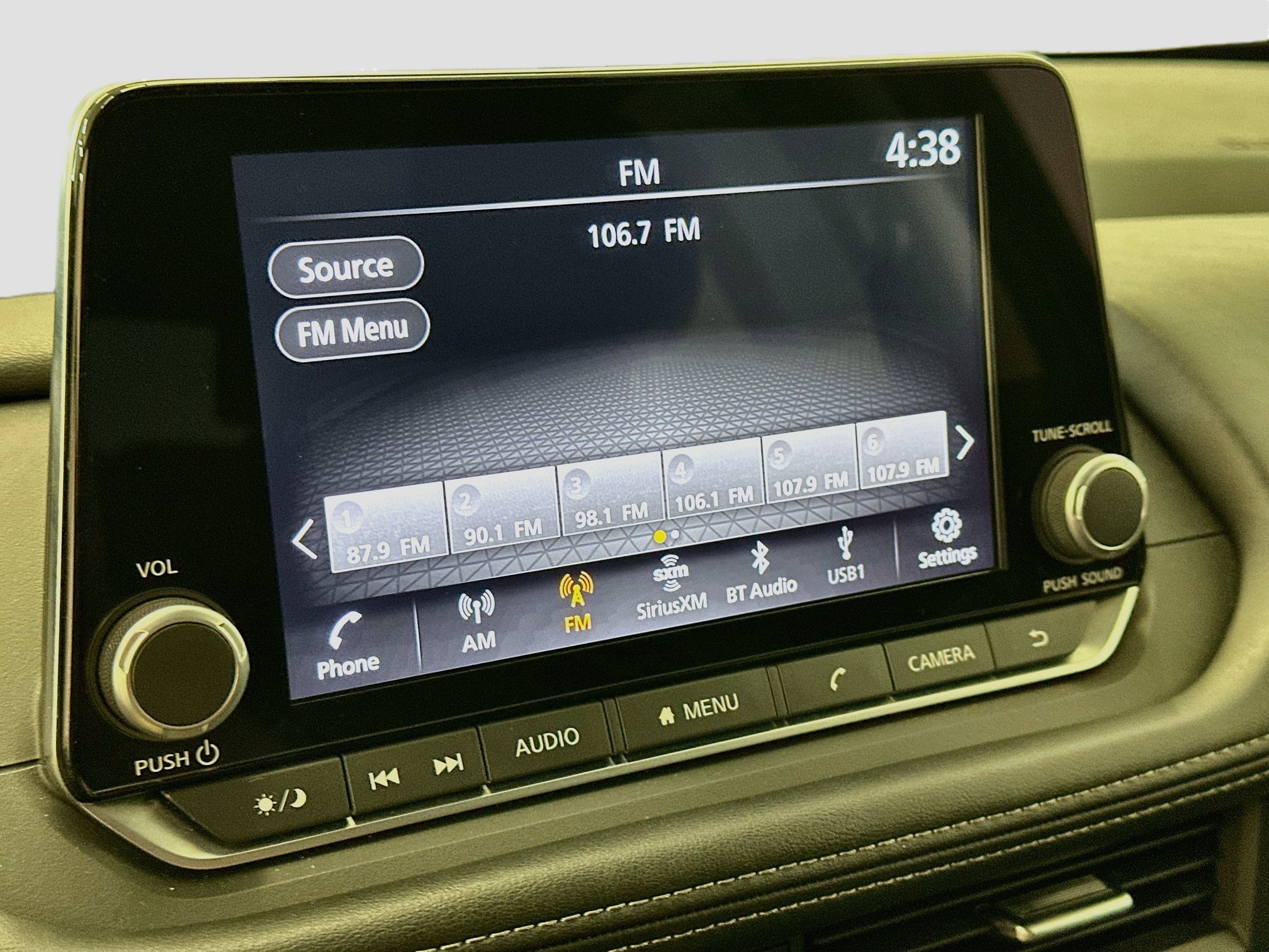 Used 2026 Nissan Rogue SV AWD/4WD image 21
