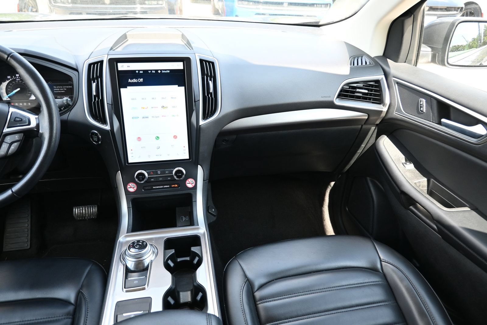 Used 2024 Ford Edge SEL AWD/4WD image 33