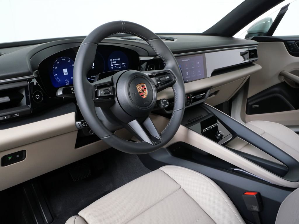 New 2026 Porsche Macan 4 Electric image 4