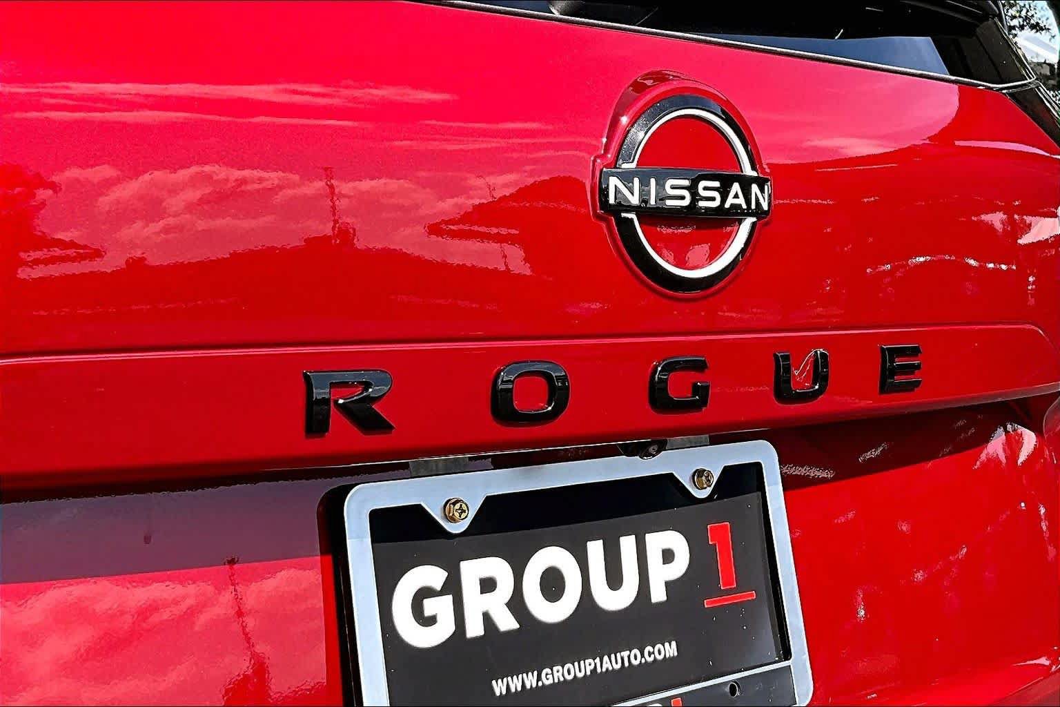 New 2026 Nissan Rogue Dark Armor FWD image 15