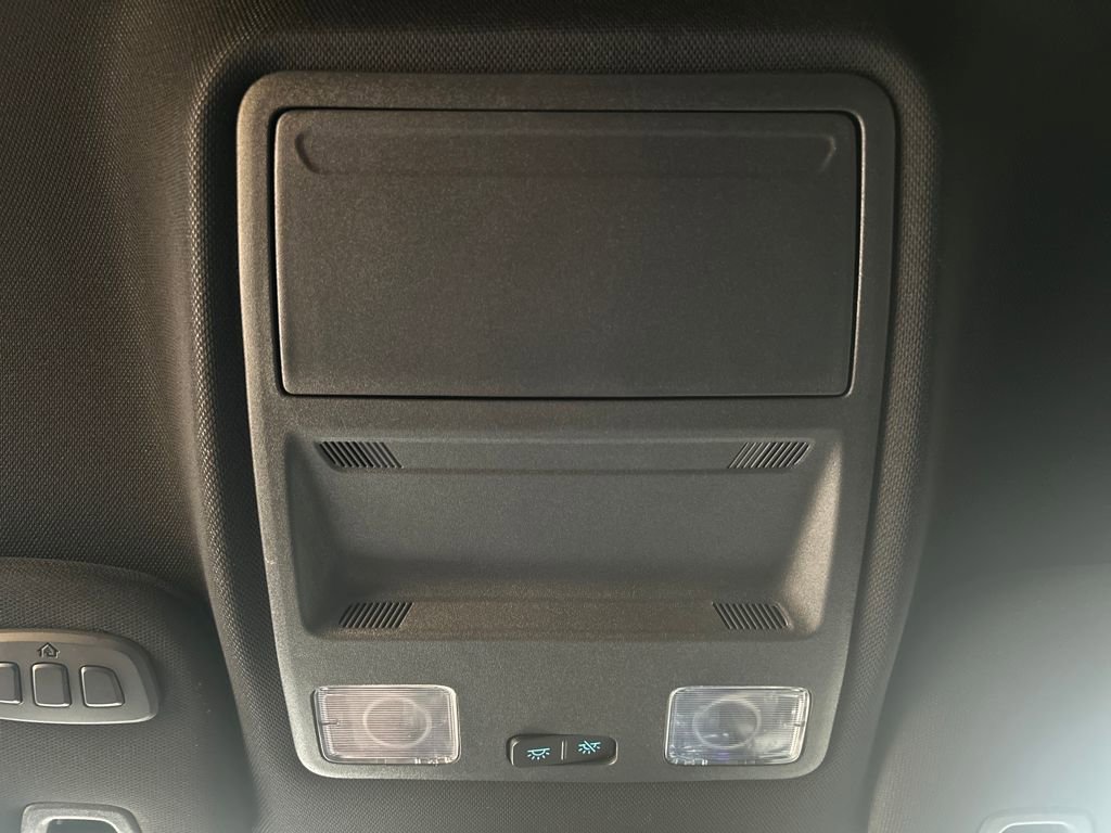 Used 2025 Ford Mustang GT Premium image 43