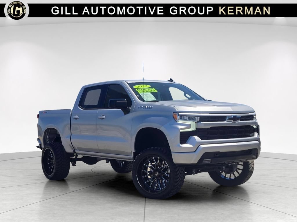 Used 2022 Chevrolet Silverado 1500 RST AWD/4WD image 2