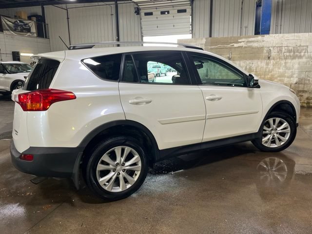 Used 2014 Toyota RAV4 Limited AWD/4WD image 6