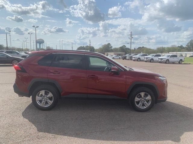 Used 2023 Toyota RAV4 XLE image 8