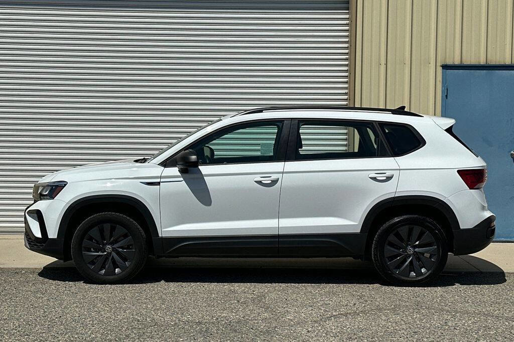 Used 2024 Volkswagen Taos S image 3
