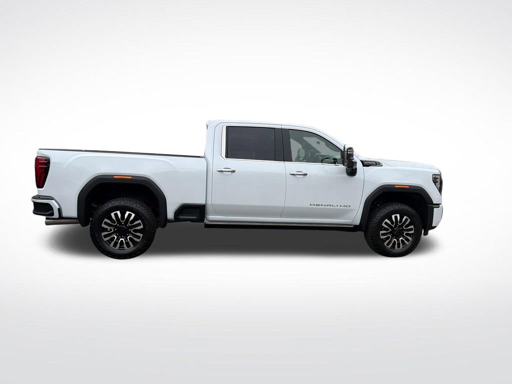 New 2026 GMC Sierra 2500 Denali Ultimate AWD/4WD image 7