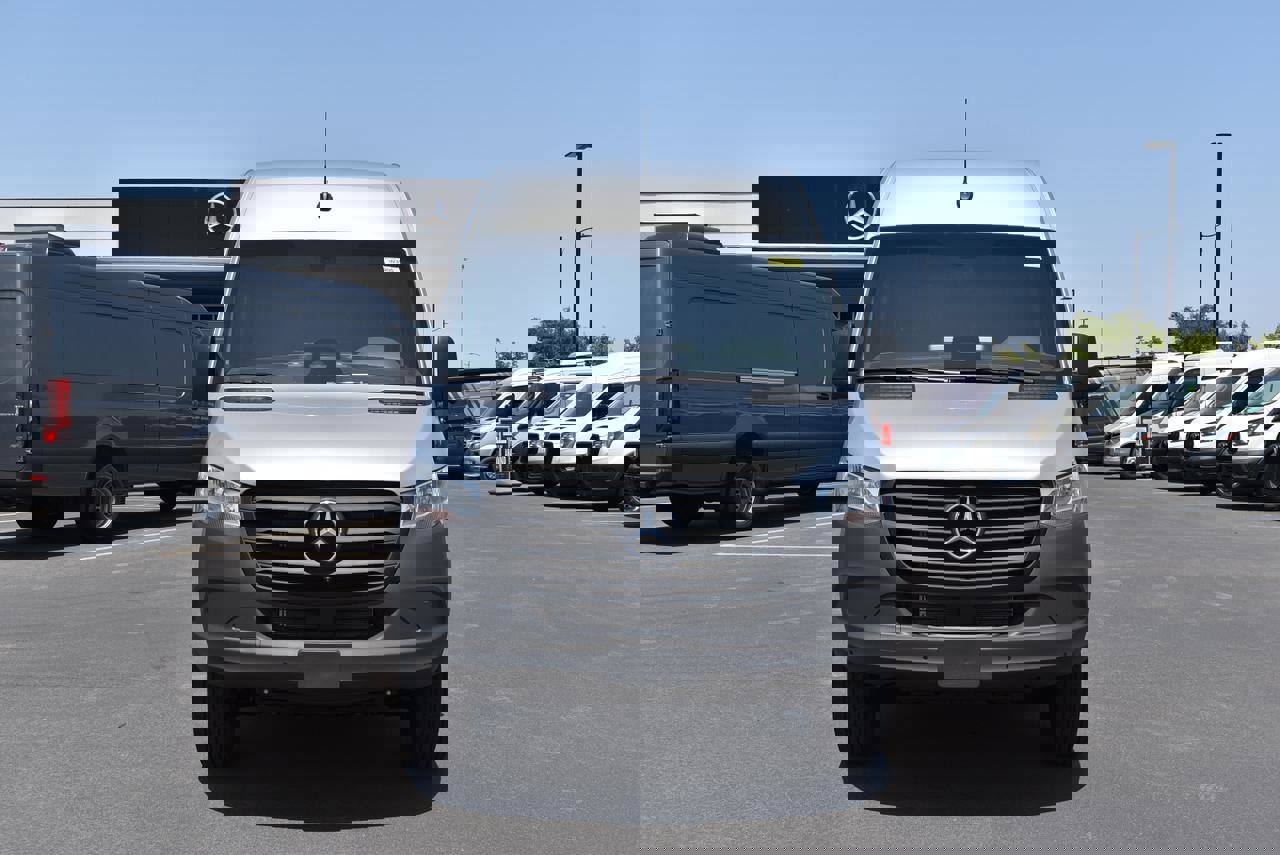 New 2025 Mercedes-Benz Sprinter 2500 image 5