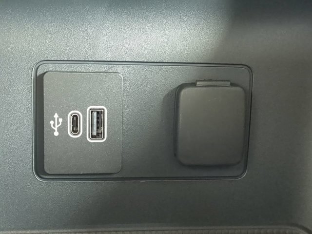 New 2026 Ford Explorer Active RWD image 23