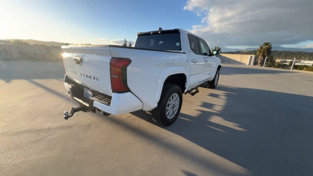 Used 2025 Toyota Tacoma SR5 image 8