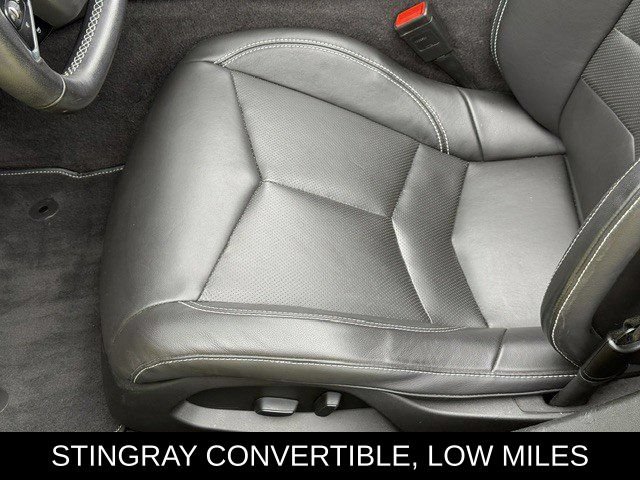 Used 2024 Chevrolet Corvette Stingray Convertible w/ 1LT RWD image 28