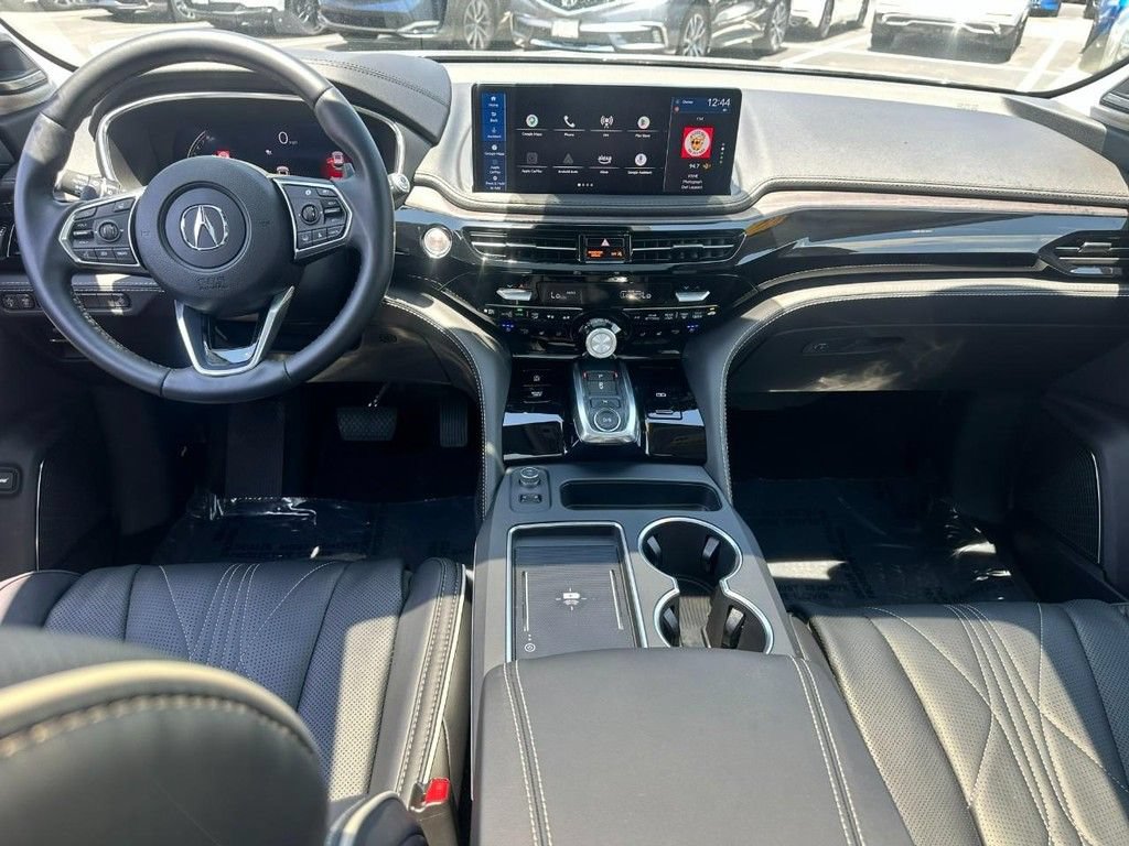 Certified 2026 Acura MDX w/ Advance Package AWD/4WD image 16