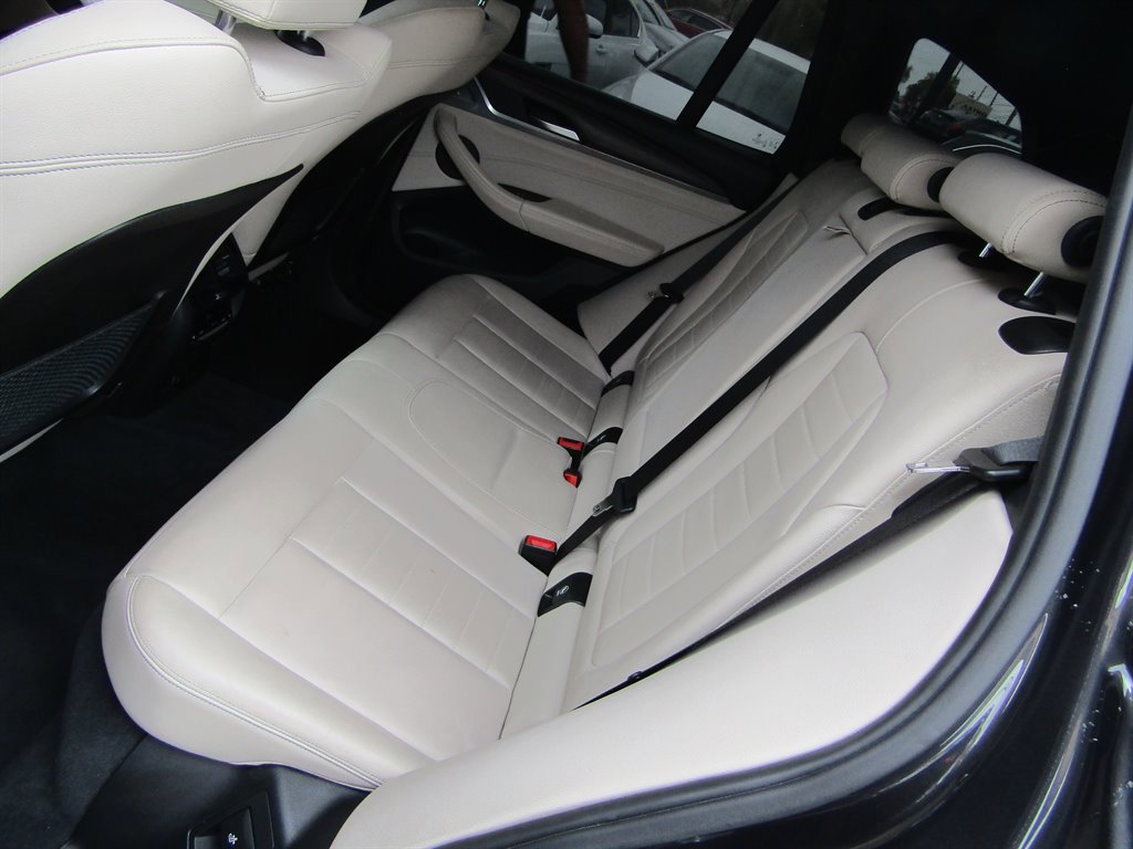 Used 2018 BMW X3 xDrive30i w/ Premium Package image 8