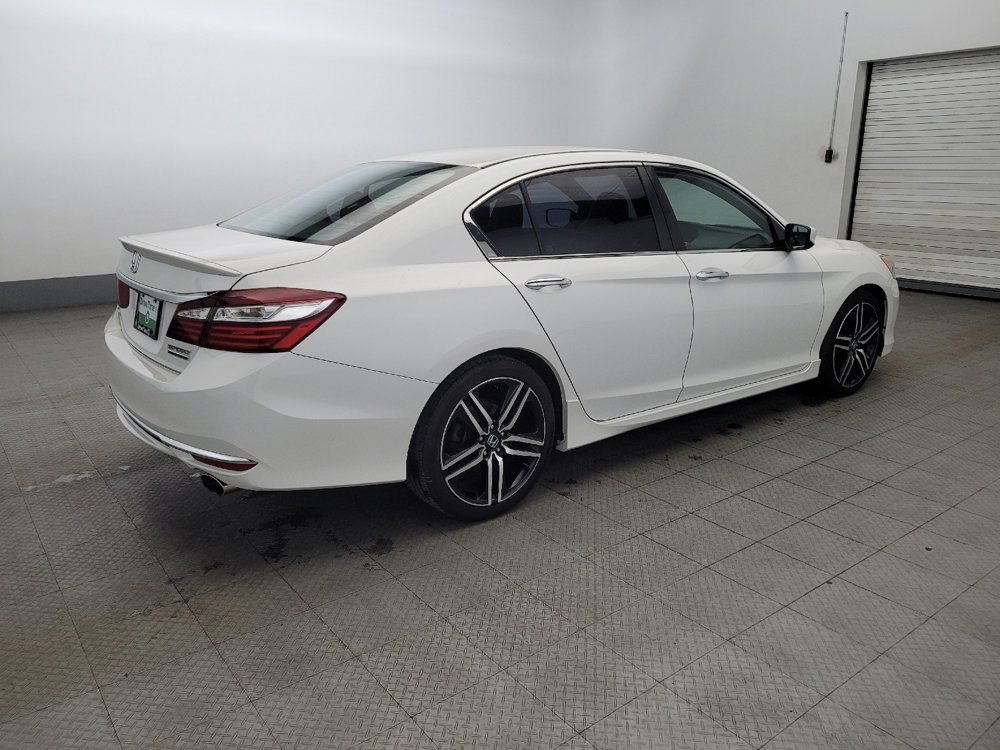 Used 2017 Honda Accord Sport Special Edition image 10