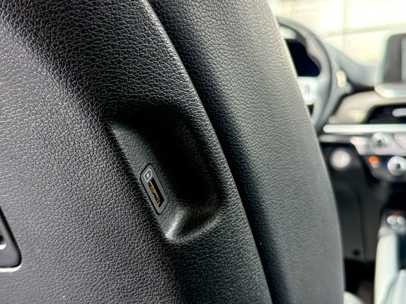 Certified 2022 Kia Telluride EX image 9