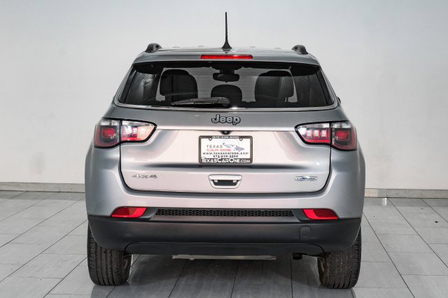 Used 2021 Jeep Compass Latitude AWD/4WD image 8