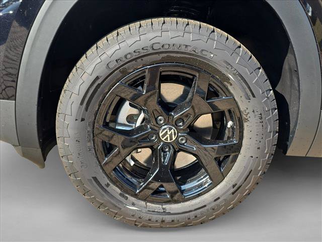 Used 2026 Volkswagen Atlas Peak Edition AWD/4WD image 10