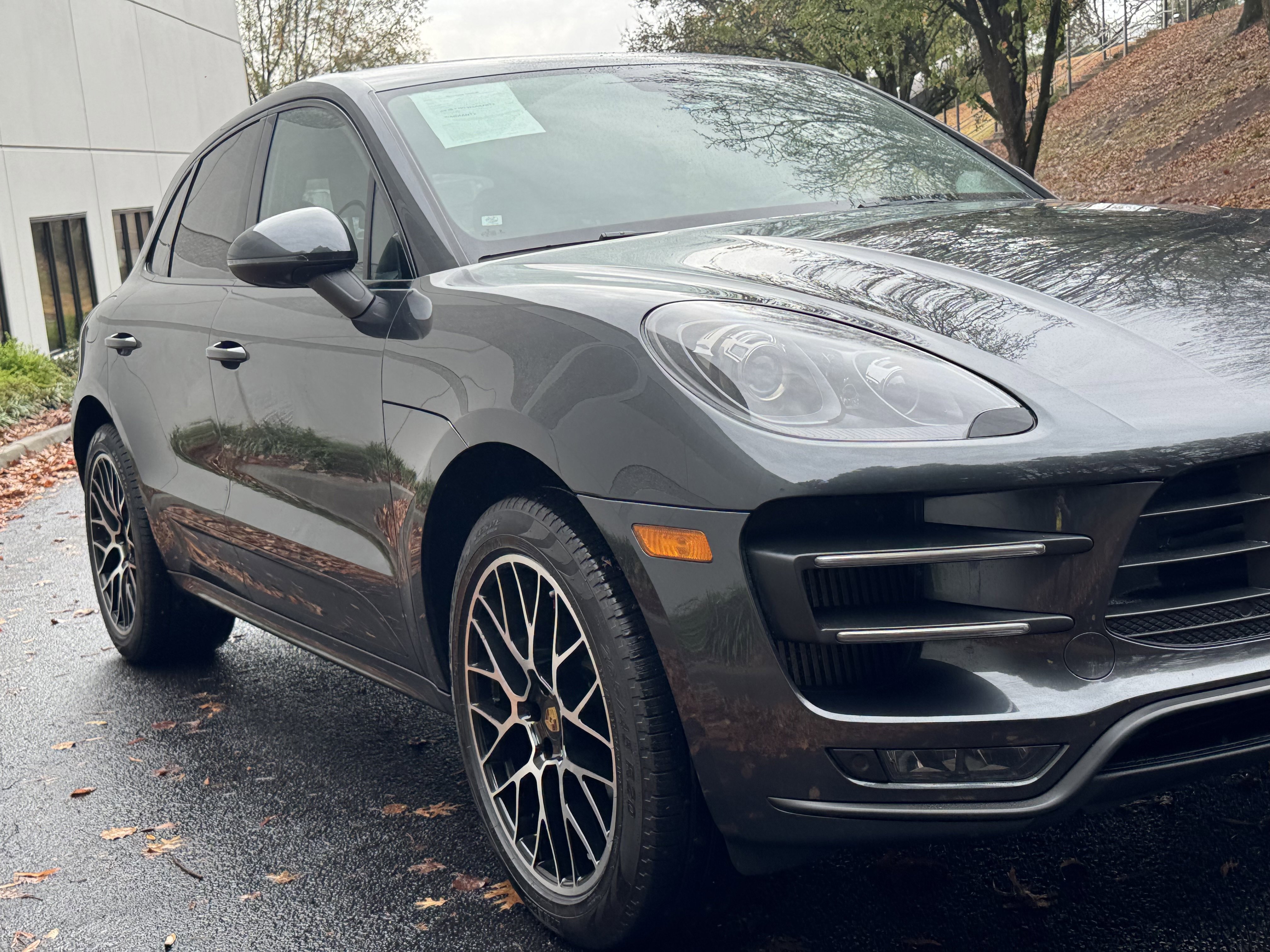 Used 2017 Porsche Macan Turbo image 11