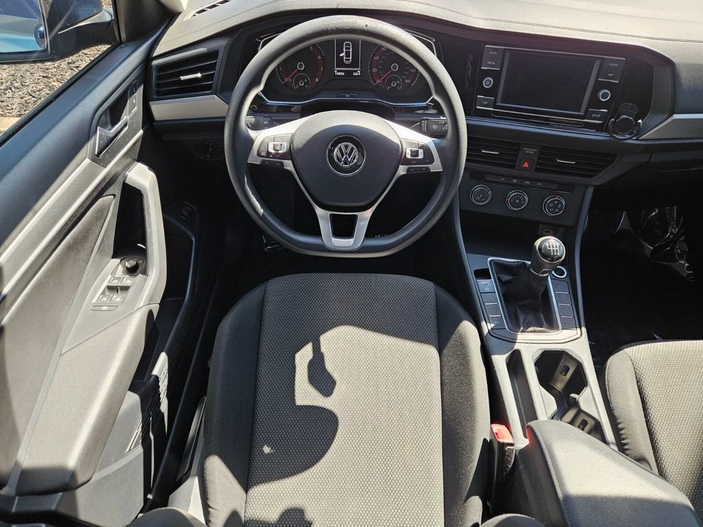 Used 2019 Volkswagen Jetta S image 14