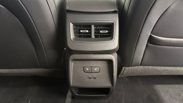 New 2026 Chevrolet Equinox EV LT w/ Convenience Package II AWD/4WD image 27