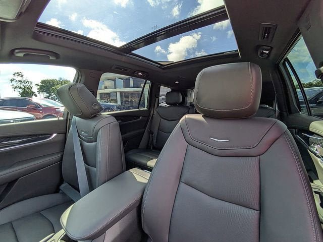 New 2025 Cadillac XT6 Premium Luxury w/ Technology Package FWD image 22