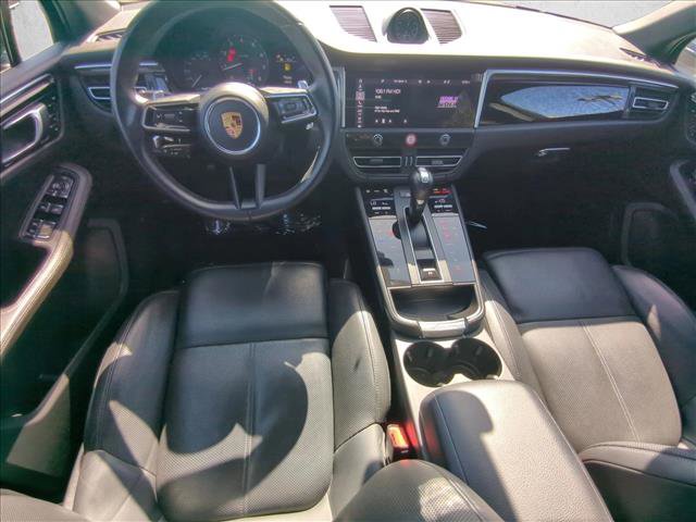 Used 2022 Porsche Macan image 18