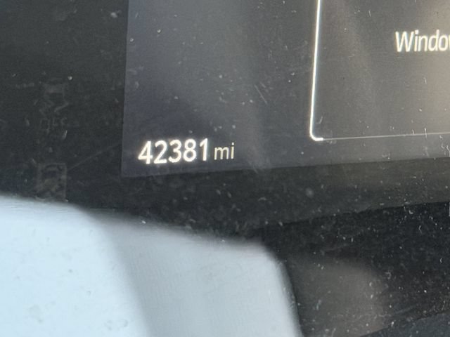 Used 2025 Toyota Grand Highlander AWD image 9