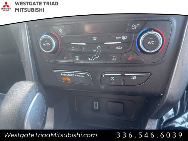 Used 2018 Ford Escape SE w/ Ford Safe & Smart Package FWD image 21