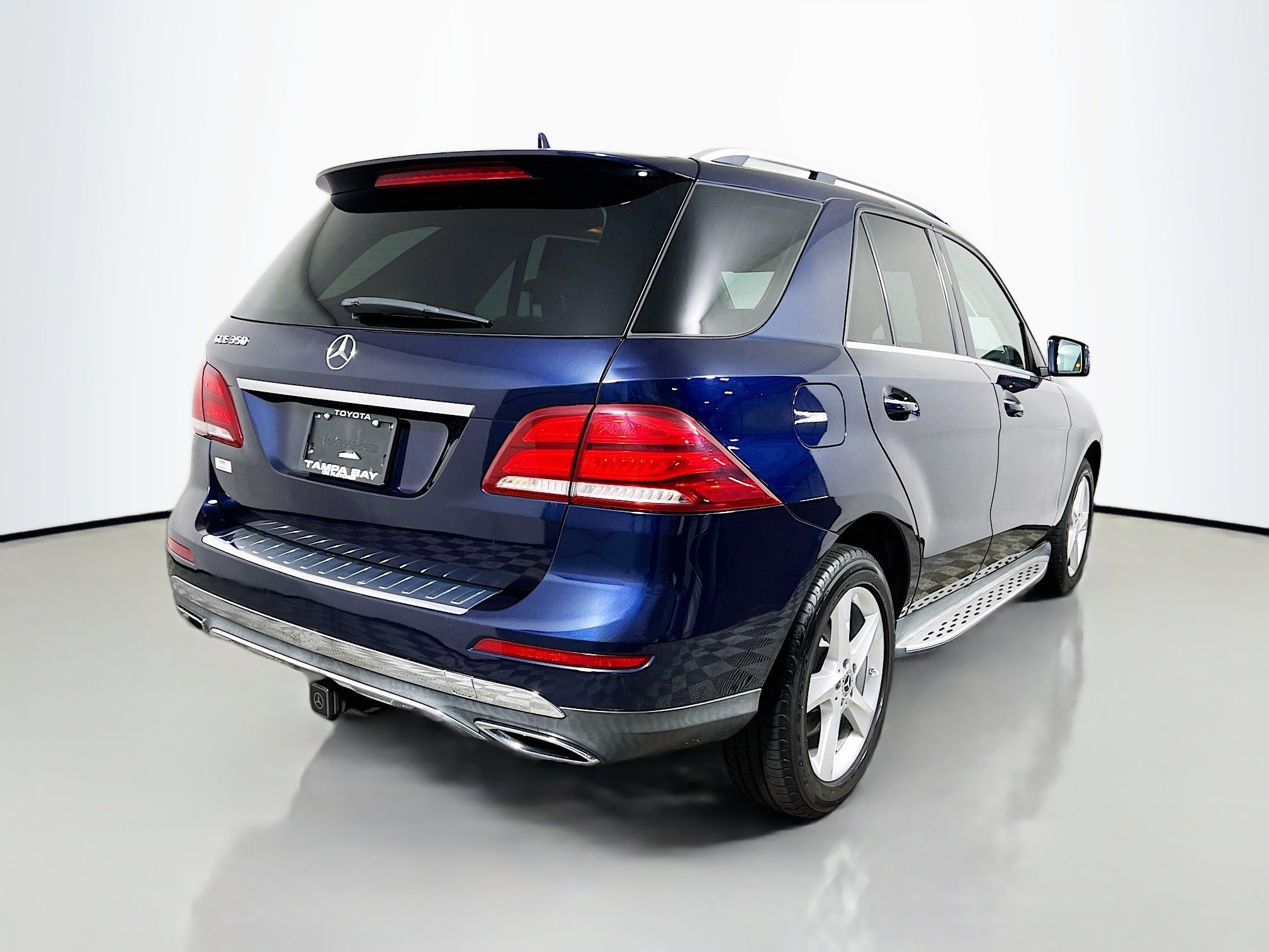 Used 2018 Mercedes-Benz GLE 350 image 4