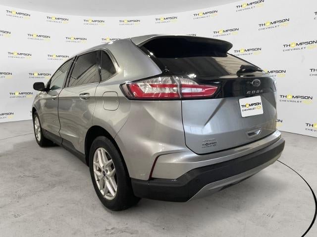 Used 2022 Ford Edge SEL AWD/4WD image 3